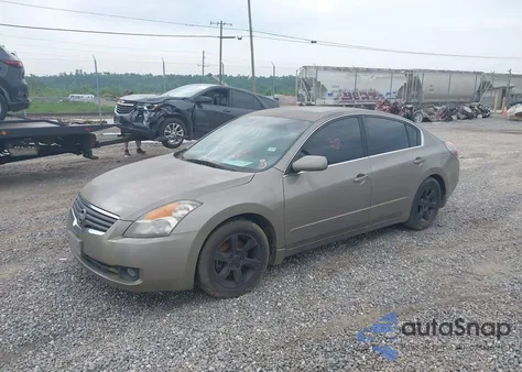 2007 Nissan Altima 2.5 S из США, поврежденный, VIN 1N4AL21E87C121844